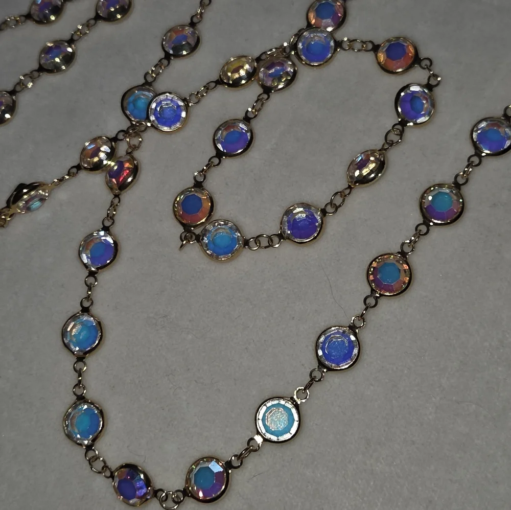 Vintage Swarovski Necklace 36 Inch bezel-set crystal Necklace - Picture 5 of 8